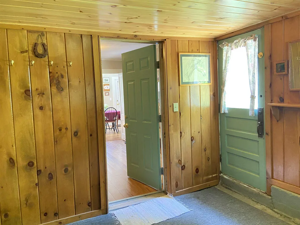 32 Old Cheshire Turnpike Walpole NH 03608