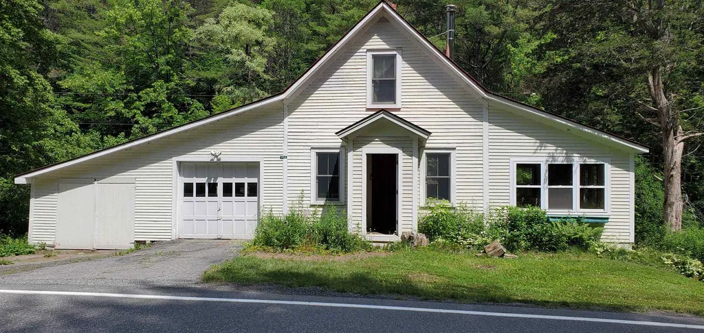 306 Vt Route 12 Hartland VT 05048
