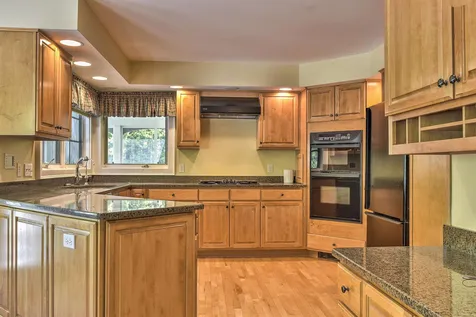 19 Moore Farm Road Keene NH 03431