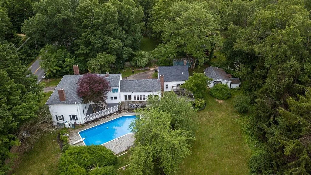 105 Kingston Road Exeter NH 03833