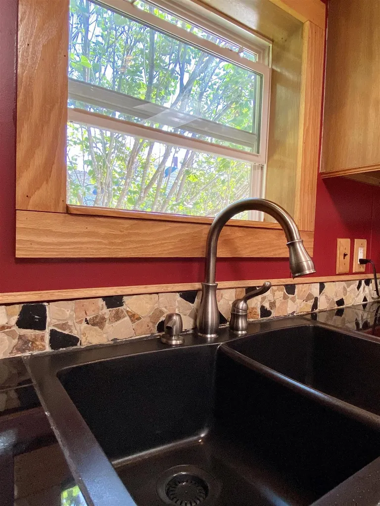 36 Stevens Street Enfield NH 03748
