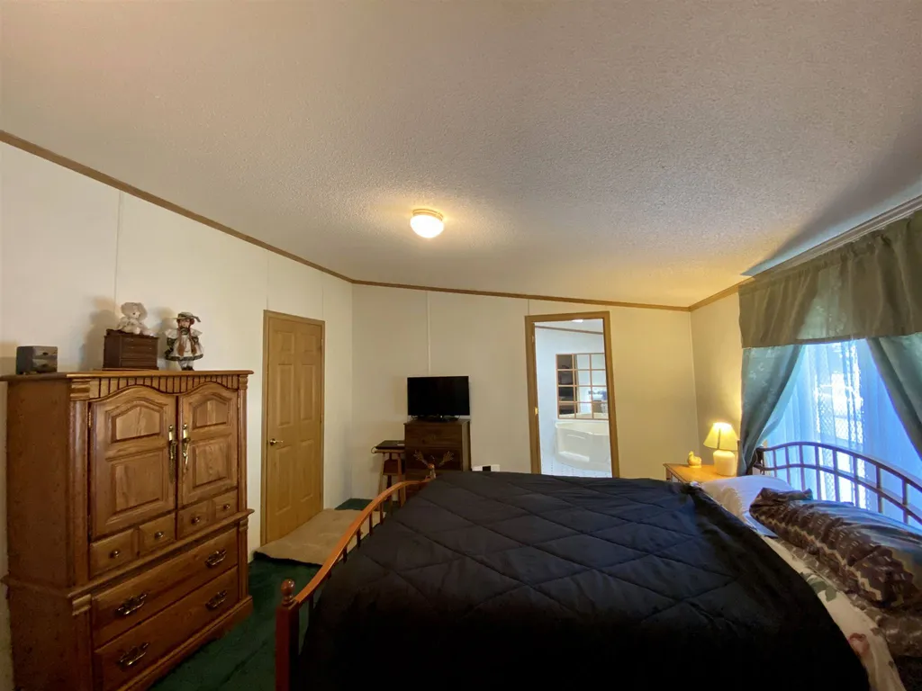 36 Stevens Street Enfield NH 03748