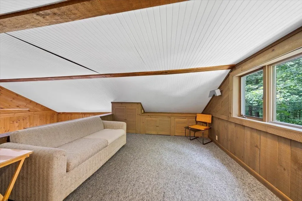 1640 Kelly Stand Road Sunderland VT 05250