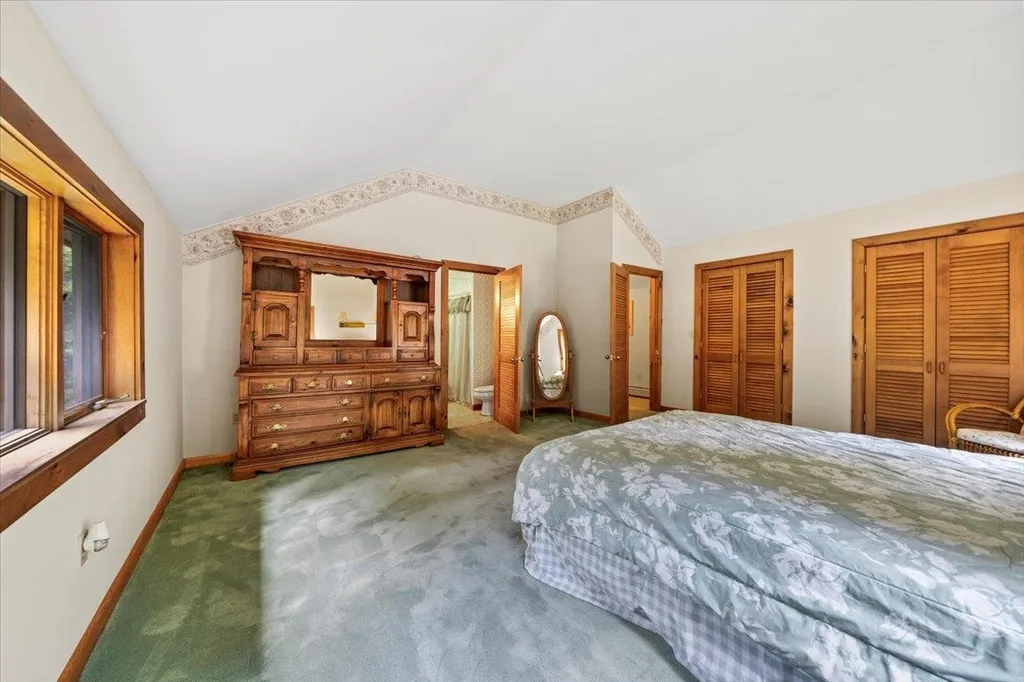 1640 Kelly Stand Road Sunderland VT 05250