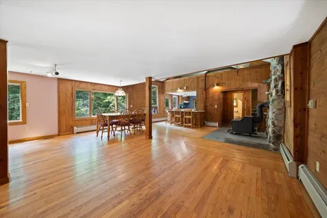 1640 Kelly Stand Road Sunderland VT 05250