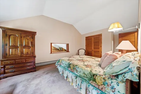 1640 Kelly Stand Road Sunderland VT 05250