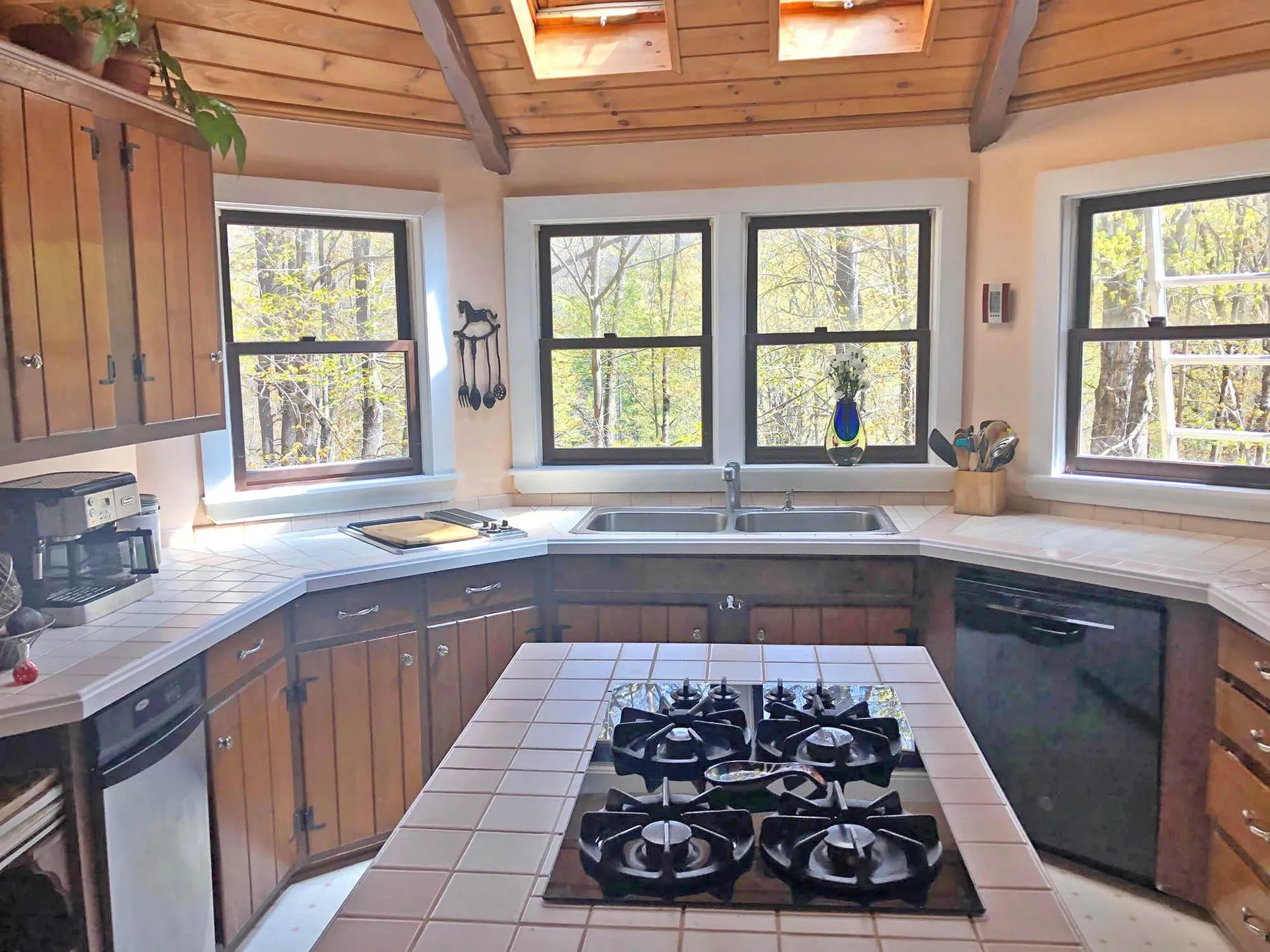 30 Warde Drive Dummerston VT 05301