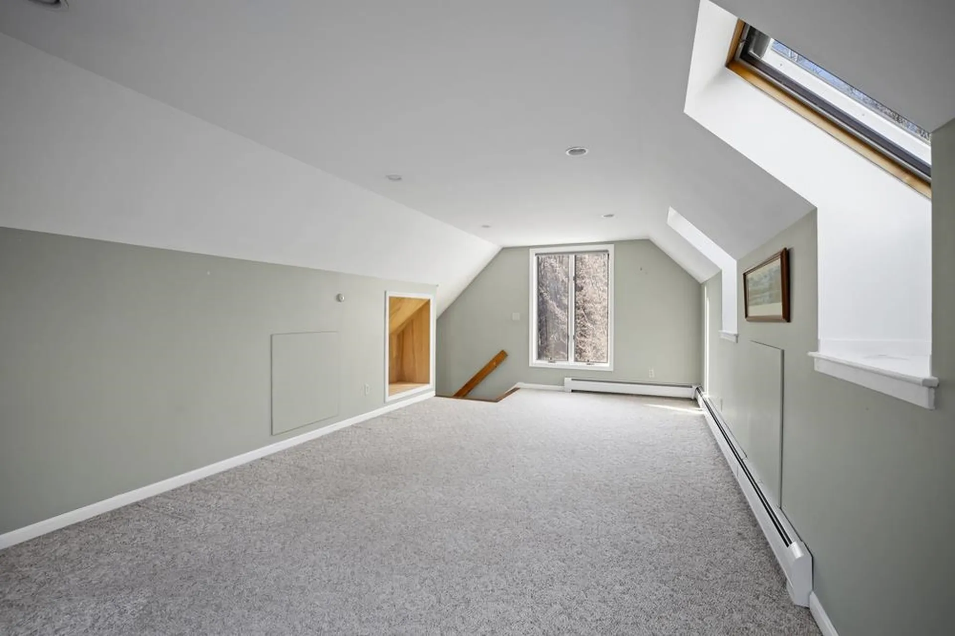 4 Toon Lane Lee NH 03861