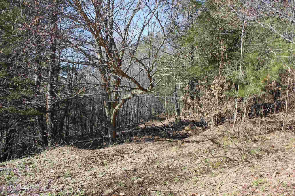 00 Howe Hill Road Sharon VT 05065