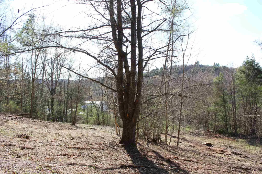 00 Howe Hill Road Sharon VT 05065