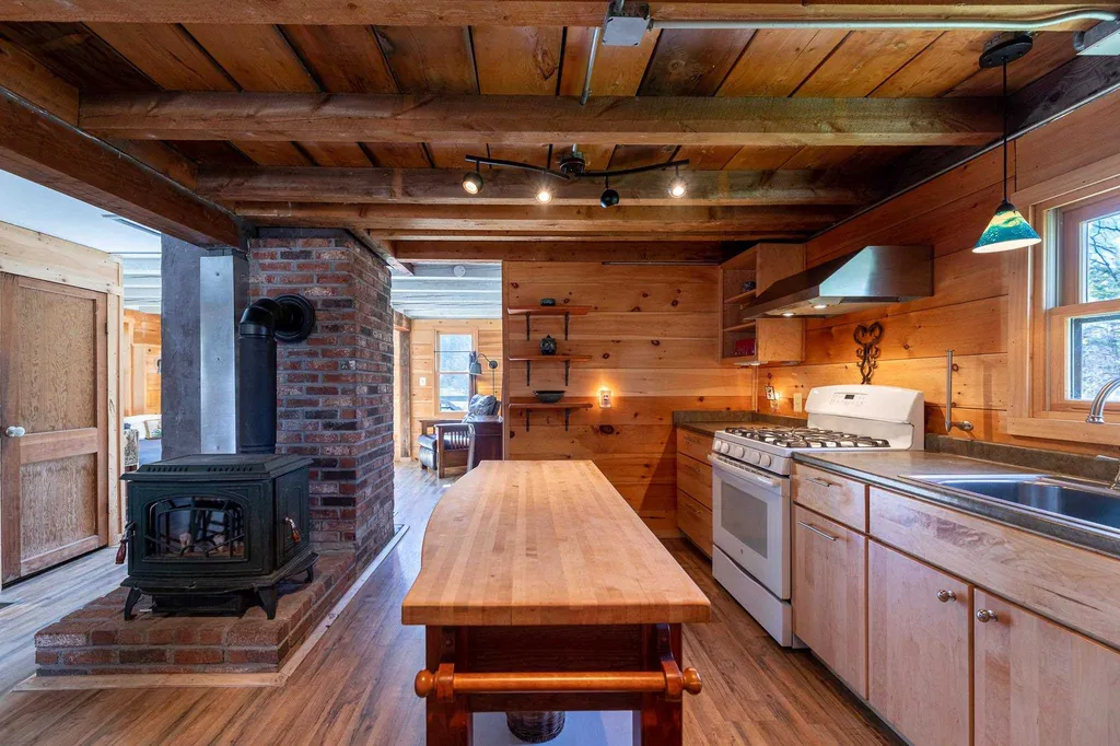 746 Kidder Hood Road West Fairlee VT 05045