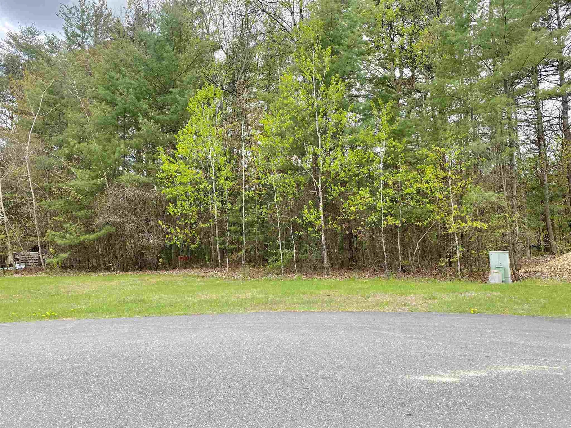 151 Hollow Drive Hartford VT 05001