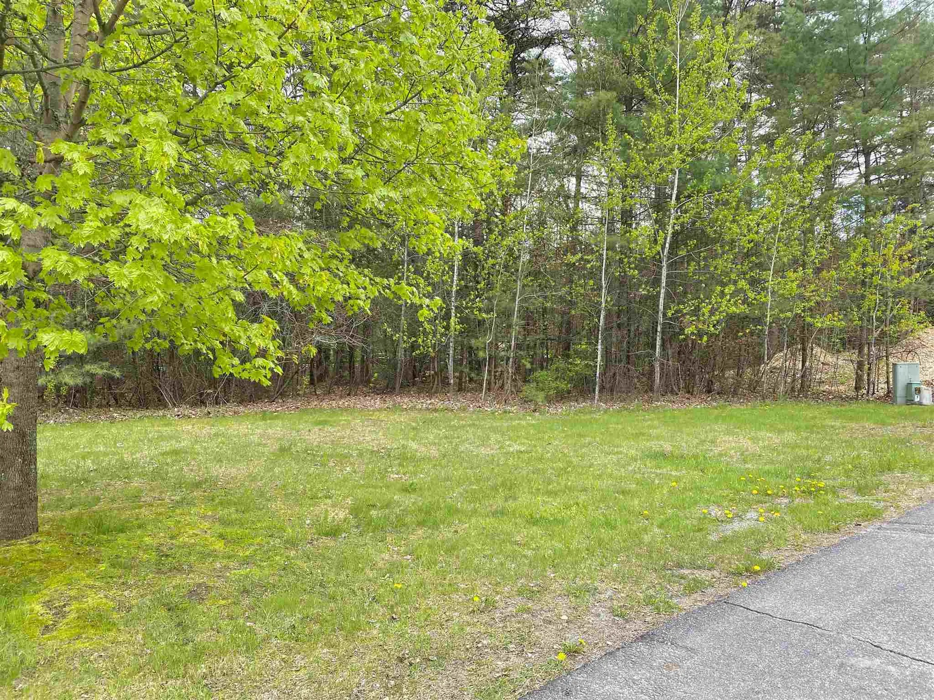 151 Hollow Drive Hartford VT 05001