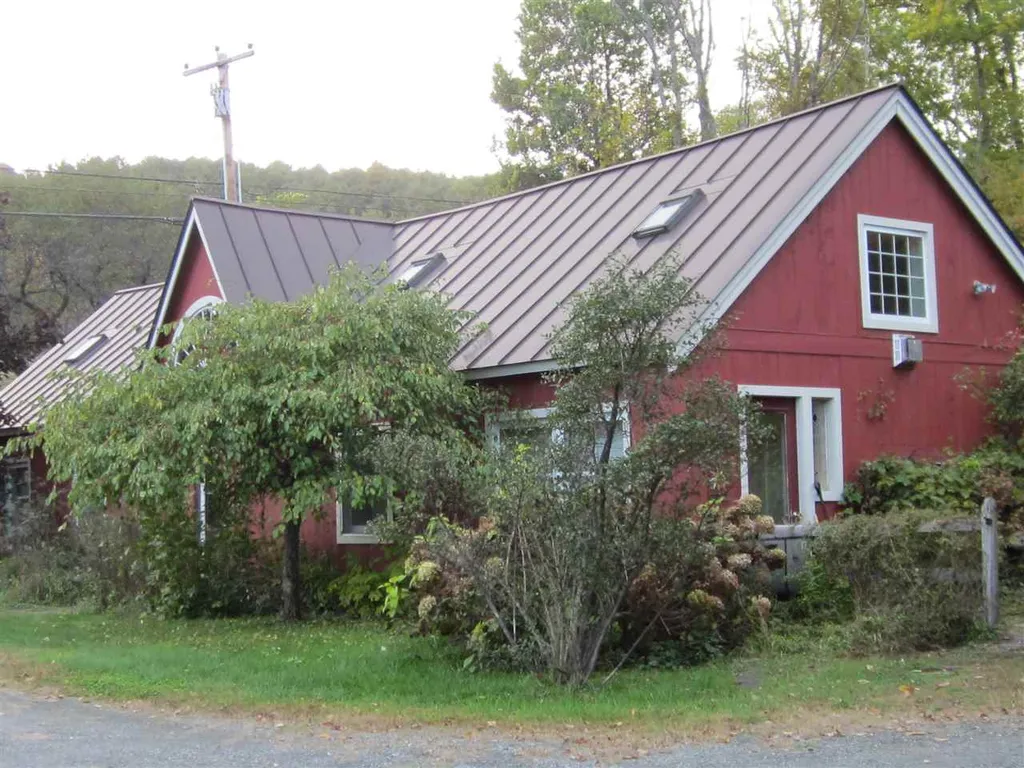 629 Quechee West Hartford Road Hartford VT 05059