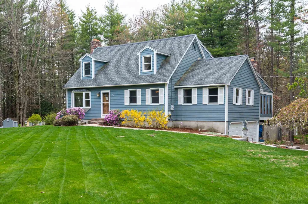 11 Pine Knoll Drive Mont Vernon NH 03057