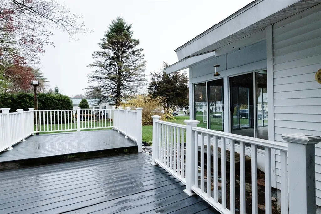 6 Quinlan Lane Hampton NH 03842