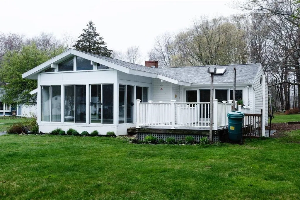 6 Quinlan Lane Hampton NH 03842