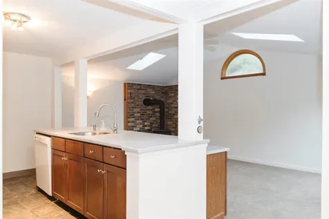 6 Quinlan Lane Hampton NH 03842