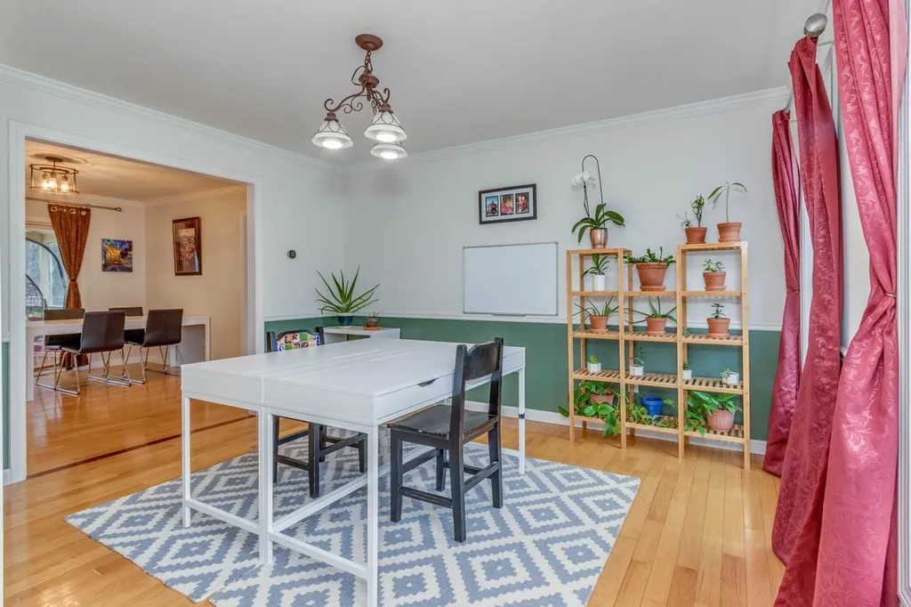 51 Raymond Road Deerfield NH 03037