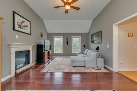 51 Raymond Road Deerfield NH 03037