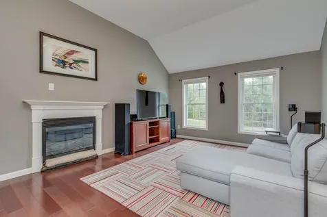51 Raymond Road Deerfield NH 03037