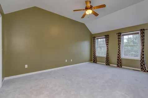 51 Raymond Road Deerfield NH 03037