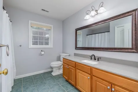 51 Raymond Road Deerfield NH 03037