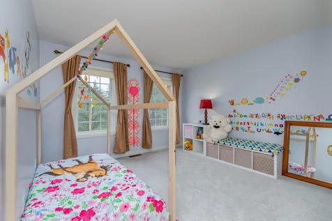 51 Raymond Road Deerfield NH 03037