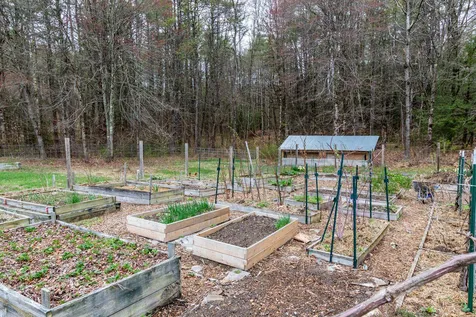 51 Raymond Road Deerfield NH 03037