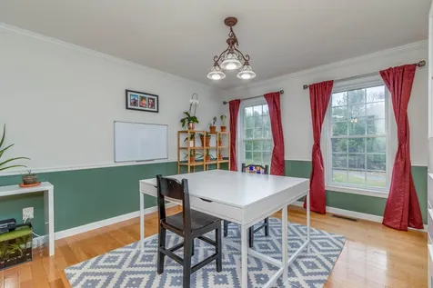 51 Raymond Road Deerfield NH 03037