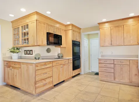 15 Lisa Beth Circle Dover NH 03820