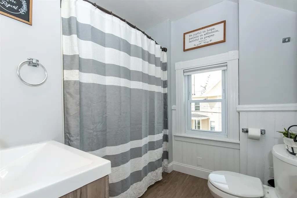 6 Cove Court Rochester NH 03867