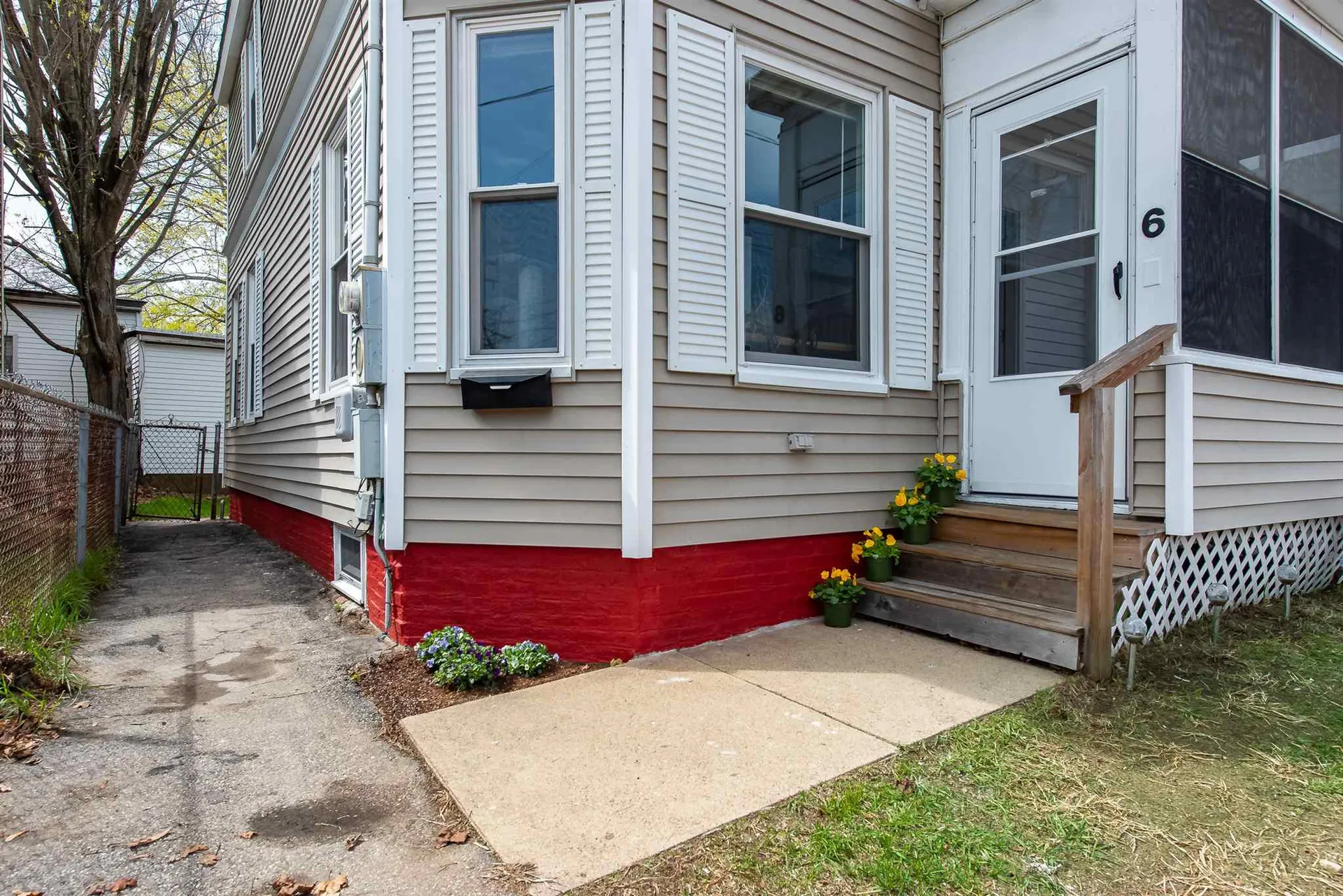 6 Cove Court Rochester NH 03867