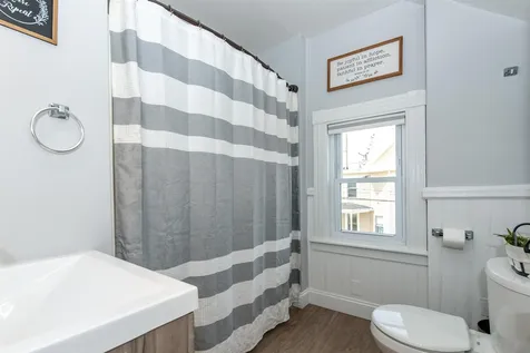 6 Cove Court Rochester NH 03867