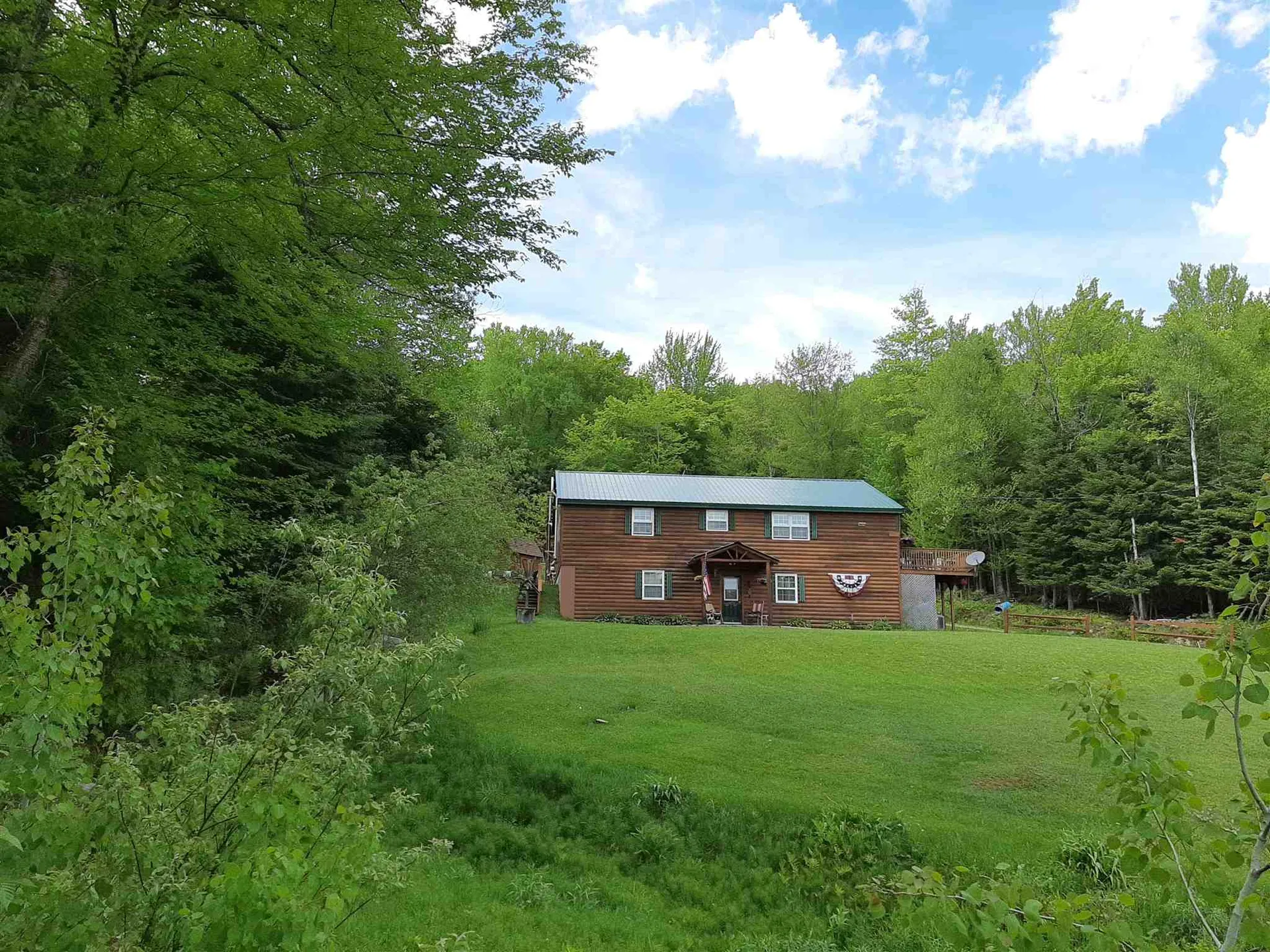 63 Maplewood Lane Pittsburg NH 03592