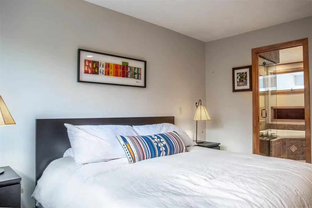 253 Club Sugarbush South Road Warren VT 05674