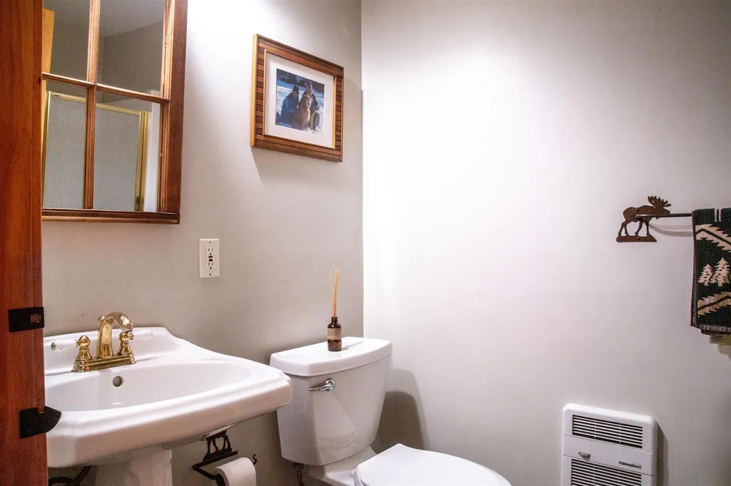 253 Club Sugarbush South Road Warren VT 05674