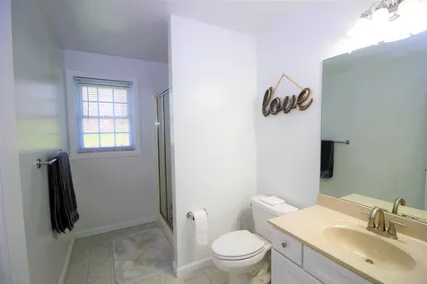 110 Holbrook Road South Burlington VT 05403-5605