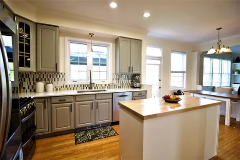 110 Holbrook Road South Burlington VT 05403-5605
