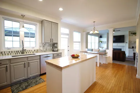 110 Holbrook Road South Burlington VT 05403-5605
