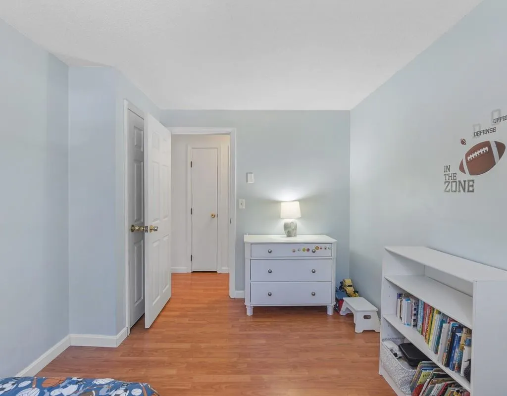 7 Colleen Road Nashua NH 03062-3049