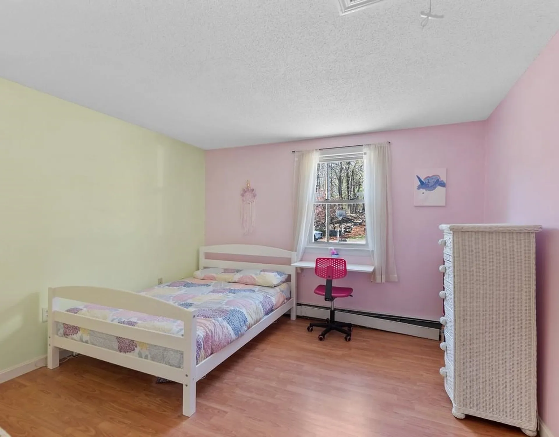 7 Colleen Road Nashua NH 03062-3049
