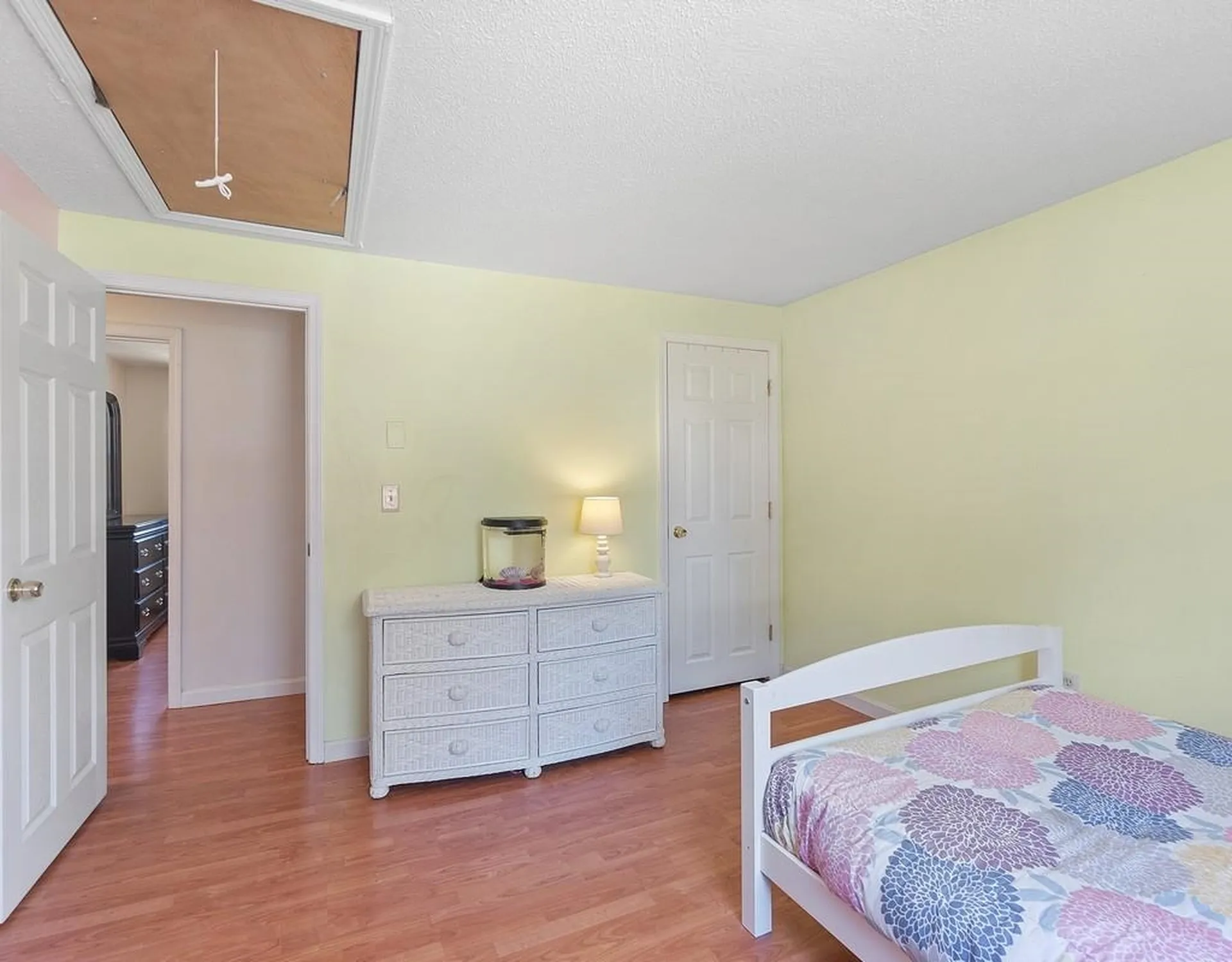7 Colleen Road Nashua NH 03062-3049