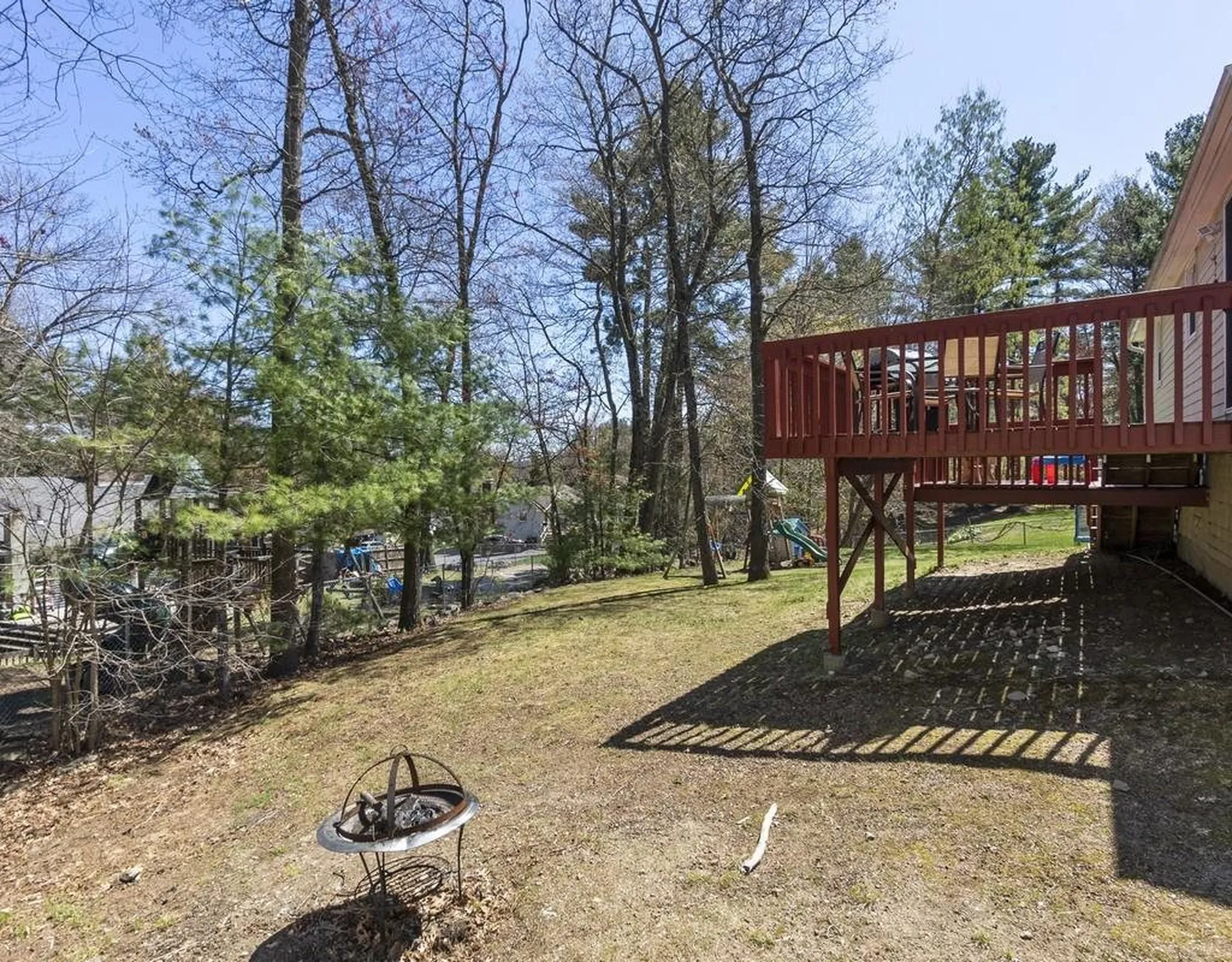 7 Colleen Road Nashua NH 03062-3049