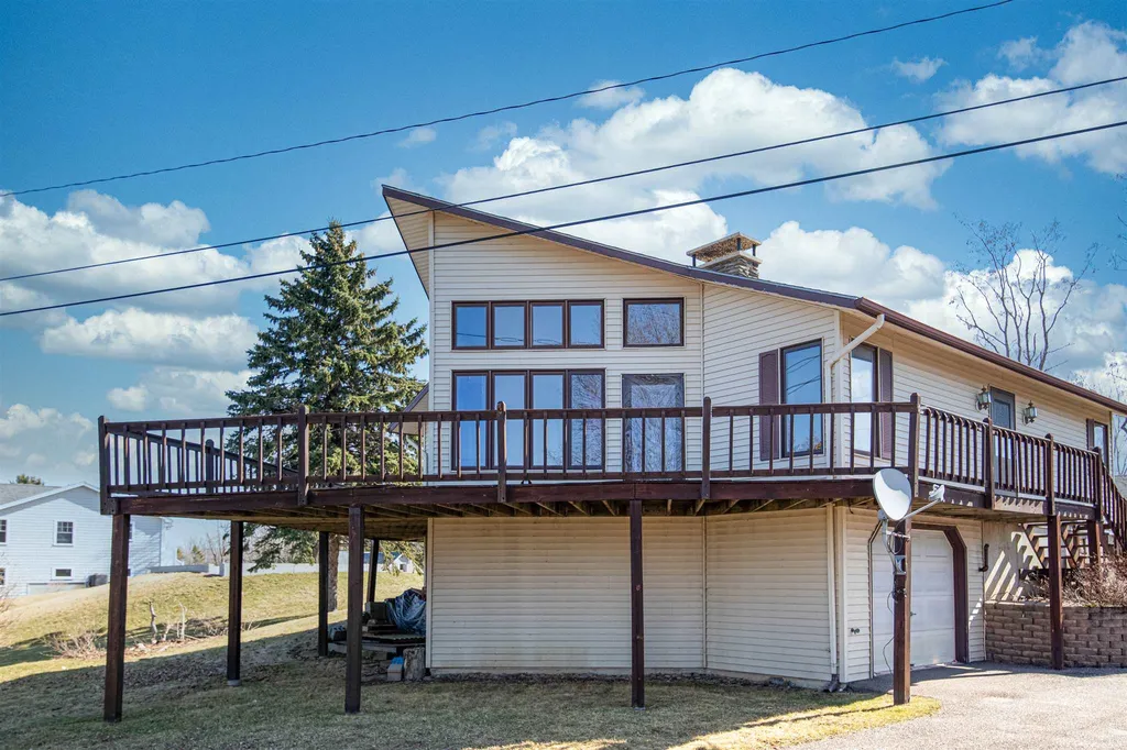 39 Heron Ridge Road South Hero VT 05486