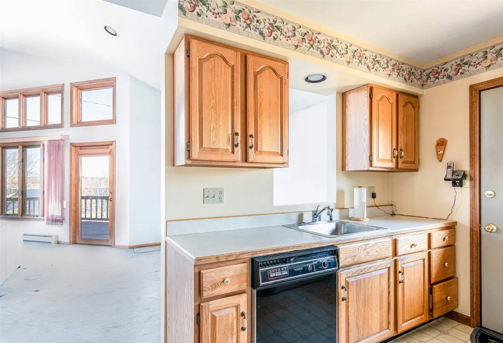 39 Heron Ridge Road South Hero VT 05486
