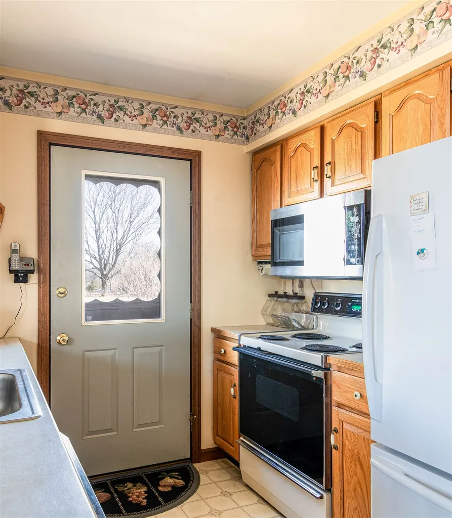 39 Heron Ridge Road South Hero VT 05486