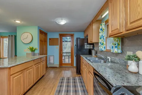 20 Amys Lane Barrington NH 03825