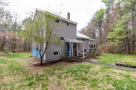 20 Amys Lane Barrington NH 03825