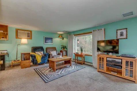 20 Amys Lane Barrington NH 03825